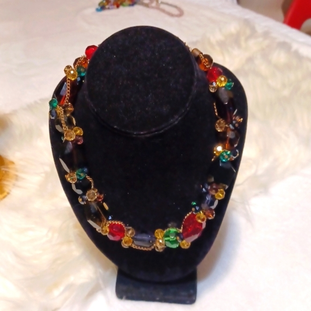 Celebritykey cristal necklaces
